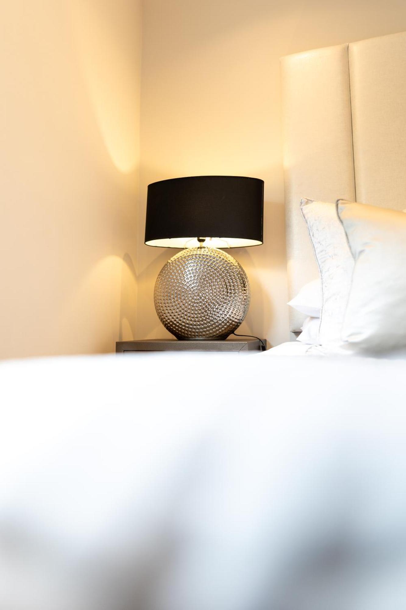 Exclusive Cardiff City Centre Apartment Eksteriør bilde