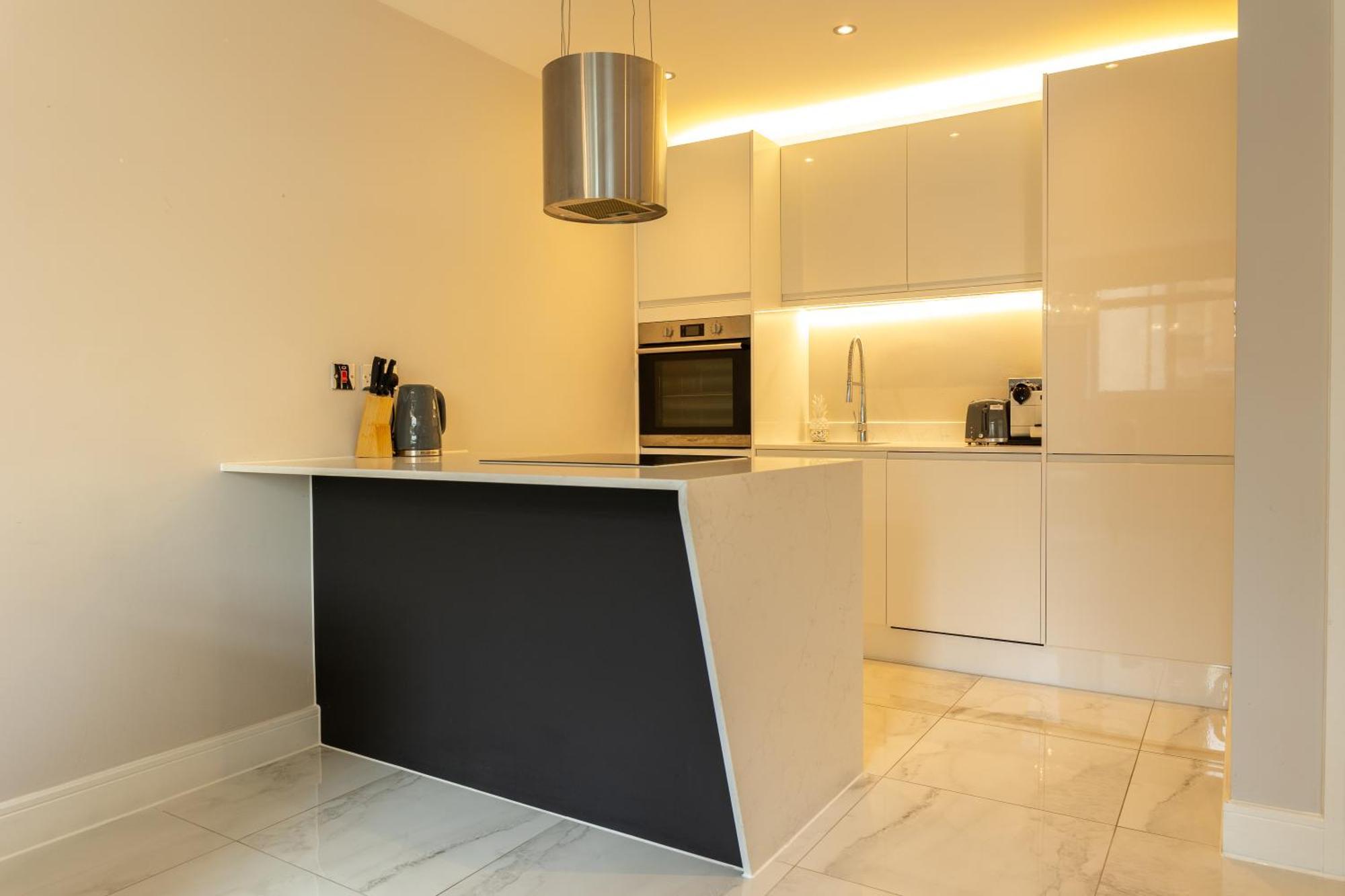 Exclusive Cardiff City Centre Apartment Eksteriør bilde