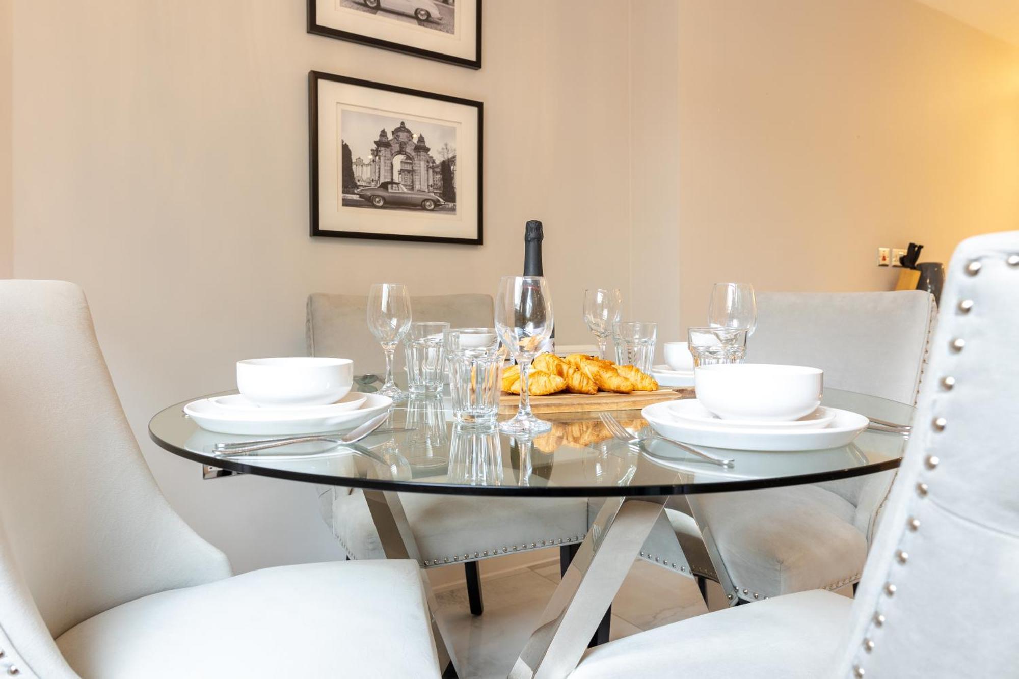Exclusive Cardiff City Centre Apartment Eksteriør bilde